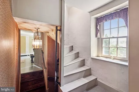 38 Old Lancaster Rd, Devon, PA 19333 photo 26