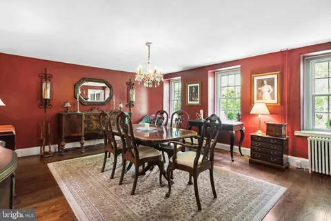 38 Old Lancaster Rd, Devon, PA 19333 photo 8