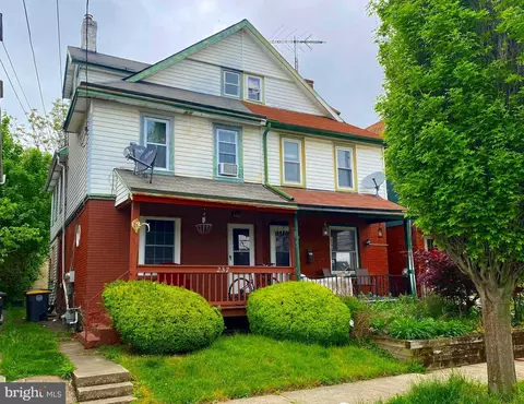 237 Washington Ave, Downingtown, PA 19335