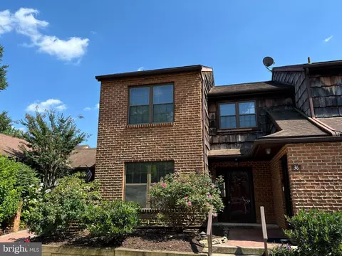 34 Witherspoon Ct #132, Chesterbrook, PA 19087