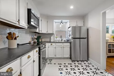 Kitchen - 217 Dorset Rd, Devon, PA 19333 photo 1 of 2