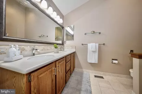 573 W Valley Rd, Wayne, PA 19087 photo 24