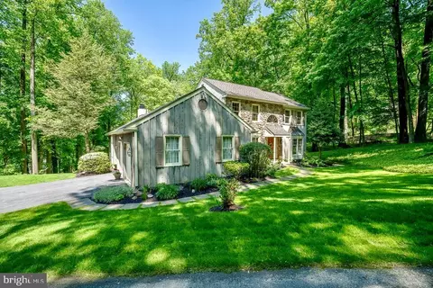 573 W Valley Rd, Wayne, PA 19087 photo 3