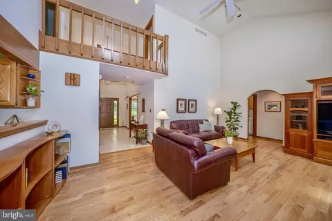 573 W Valley Rd, Wayne, PA 19087 photo 16