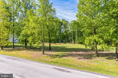 113 Dominic Dr, Coatesville, PA 19320