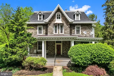 705 W Market St, West Chester, PA 19382