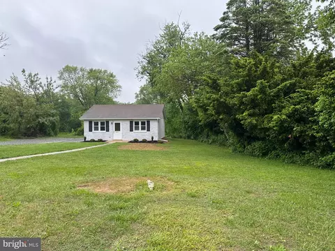 421 Chase St, Oxford, PA 19363