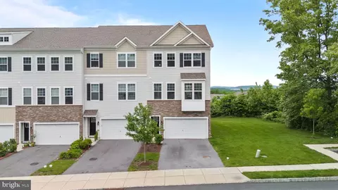 341 Dawson Pl, Downingtown, PA 19335