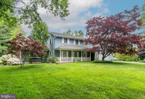 525 Woodland Dr, Parkesburg, PA 19365