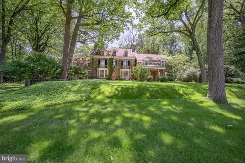 Exterior - 602 Old Eagle School Rd, Wayne, PA 19087 photo 8 of 18