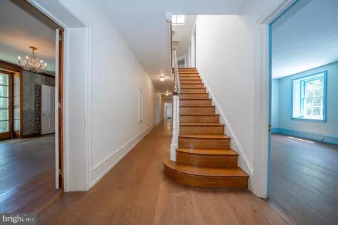Entry Way - 602 Old Eagle School Rd, Wayne, PA 19087 photo 21 of 26