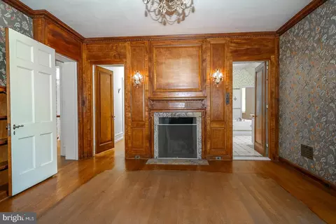 Bedroom - 602 Old Eagle School Rd, Wayne, PA 19087 photo 3 of 9