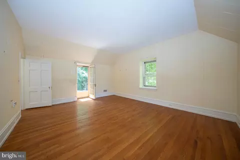 Bedroom - 602 Old Eagle School Rd, Wayne, PA 19087 photo 2 of 9