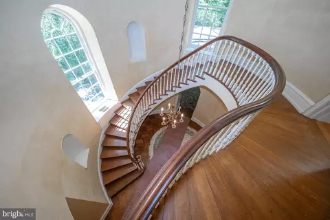Entry Way - 602 Old Eagle School Rd, Wayne, PA 19087 photo 15 of 26