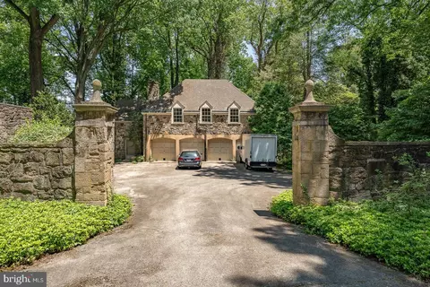 Exterior - 602 Old Eagle School Rd, Wayne, PA 19087 photo 15 of 18