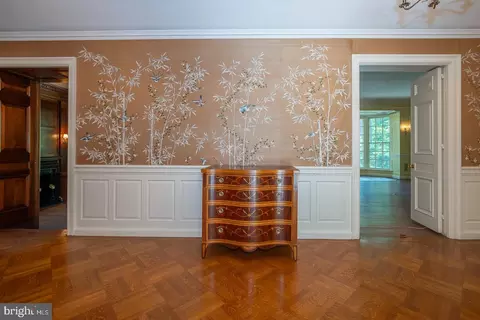 Entry Way - 602 Old Eagle School Rd, Wayne, PA 19087 photo 2 of 26