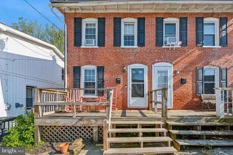 154 E Church St, Downingtown, PA 19335