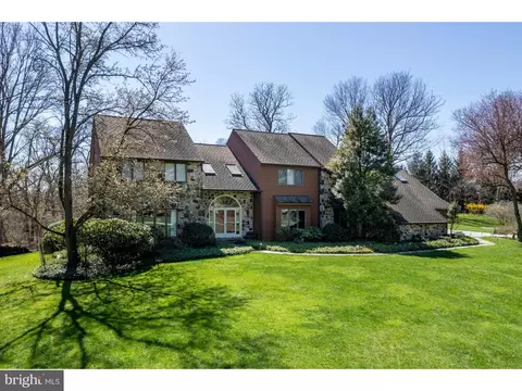 1082 Heartsease Dr, West Chester, PA 19382