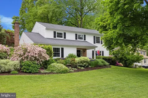 33 Ridge Rd, Malvern, PA 19355