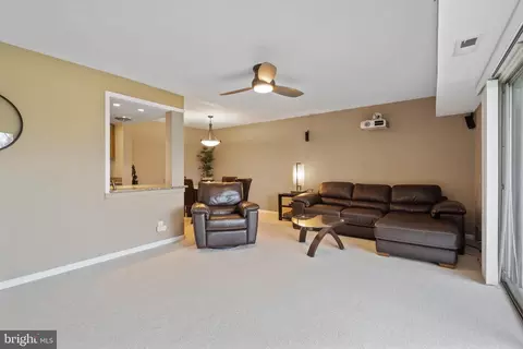 Living - 369 Drummers Ln, Wayne, PA 19087 photo 2 of 3