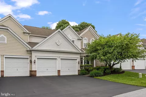 16 Redtail Ct #107, West Chester, PA 19382