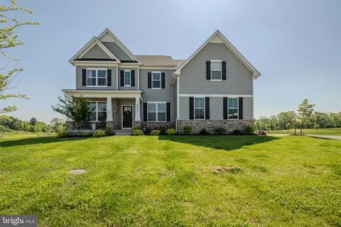 405 Emerald Ct, Spring City, PA 19475