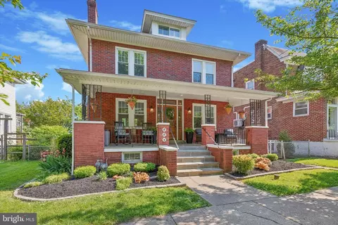 224 1st Ave, Phoenixville, PA 19460