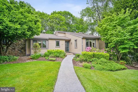 1206 Princeton Ln, West Chester, PA 19380