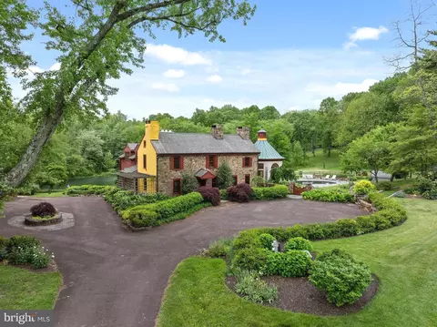 418-420 Dutton Mill Rd, Malvern, PA 19355