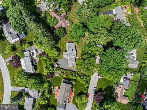 View/Area - 456 Red Fox Rd, Wayne, PA 19087 photo 1 of 3