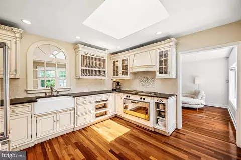 Kitchen - 456 Red Fox Rd, Wayne, PA 19087 photo 1 of 3