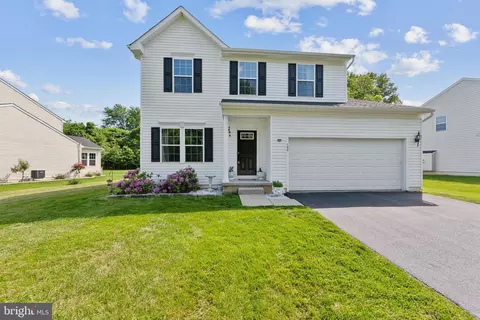 182 Dague Farm Dr, Coatesville, PA 19320