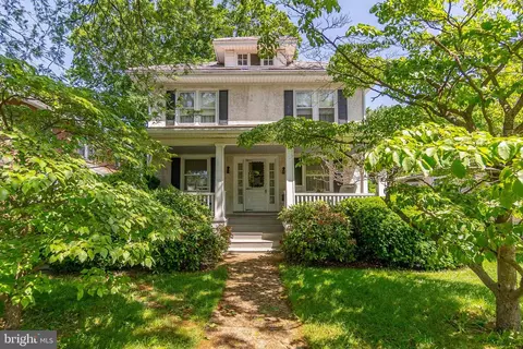 141 4th Ave, Phoenixville, PA 19460