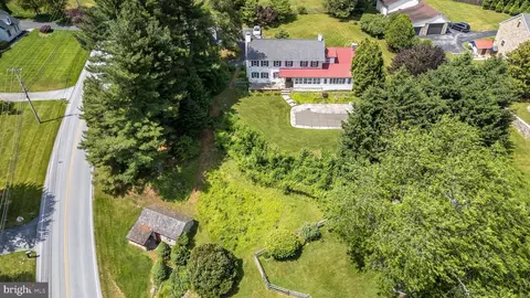 460 Shelmire Rd, Downingtown, PA 19335