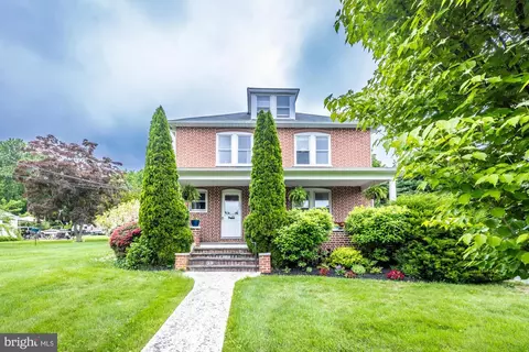 2425 Strasburg Rd, Coatesville, PA 19320