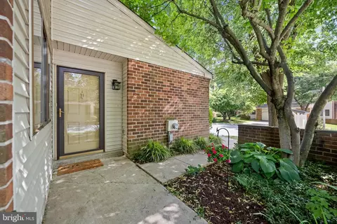 101 Curtis Ct, Chesterbrook, PA 19087