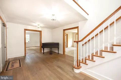 Entry Way - 26 Sapling Dr, Kennett Square, PA 19348 photo 1 of 2