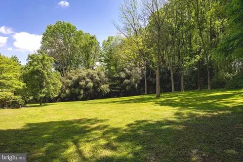 Exterior - 26 Sapling Dr, Kennett Square, PA 19348 photo 7 of 9