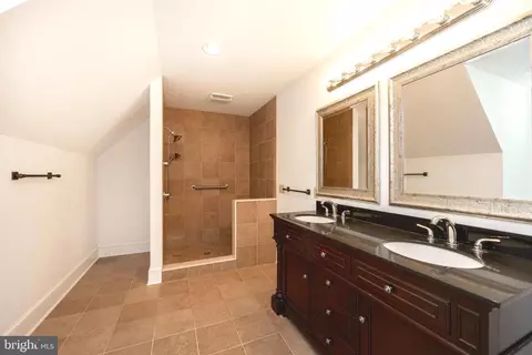 Bath - 26 Sapling Dr, Kennett Square, PA 19348 photo 2 of 4