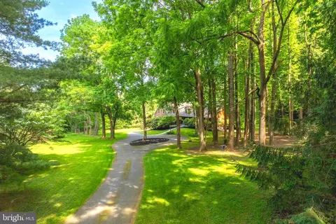 Exterior - 26 Sapling Dr, Kennett Square, PA 19348 photo 5 of 9