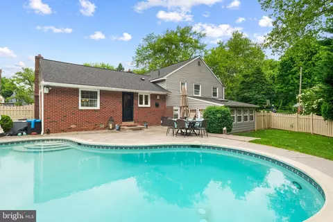 Exterior - 243 Yale Rd, Wayne, PA 19087 photo 3 of 3