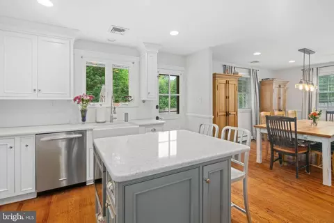 Kitchen - 243 Yale Rd, Wayne, PA 19087 photo 3 of 4