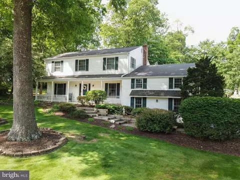 1334 Chiswick Dr, West Chester, PA 19380