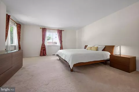 201 Chase Rd, Chesterbrook, PA 19087 photo 21