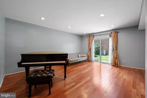 201 Chase Rd, Chesterbrook, PA 19087 photo 10