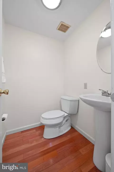 201 Chase Rd, Chesterbrook, PA 19087 photo 19