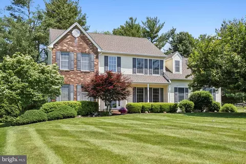 1242 Hamilton Dr, West Chester, PA 19380