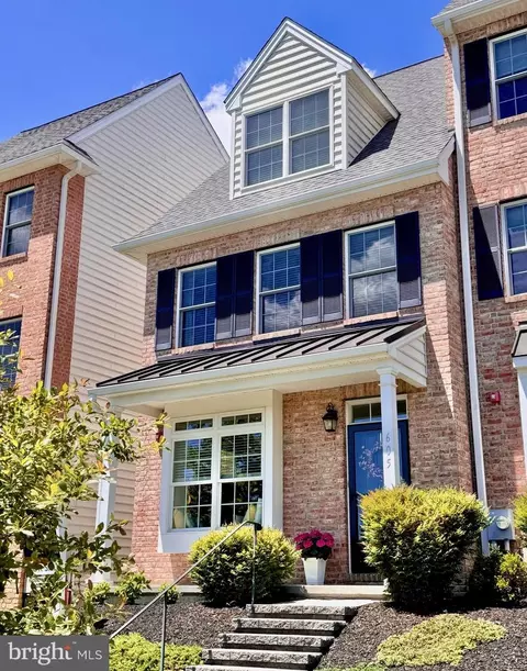 605 W Mulberry St, Kennett Square, PA 19348