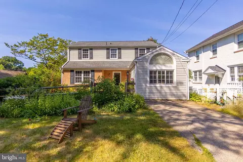 542 Woodside Ave, Berwyn, PA 19312