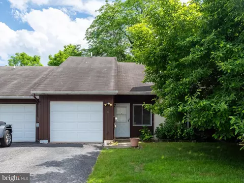 8 Delancey Pl, Downingtown, PA 19335